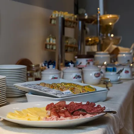 Family Gran Hotel 4*